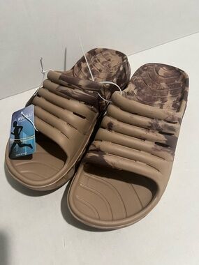 KuuLuu Tan Brown Marble Slide Sandals